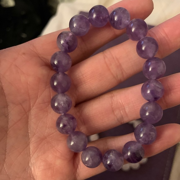 🎀Buy 3 for $18🎀  ✨Purple Jadeite Bracelet - Picture 3 of 3
